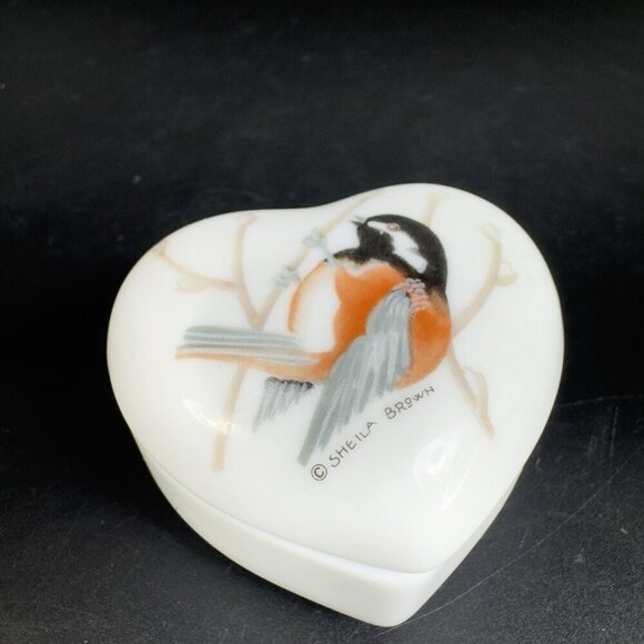 Vintage Otagiri Chickadee Heart Shaped Bird Trinket Box Sheila Brown Container - Picture 5 of 12